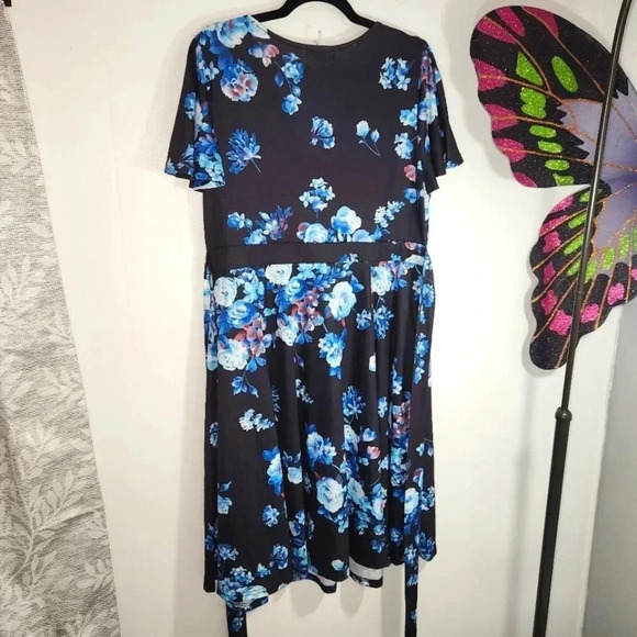 Pinup Dress Wrap Top Blue Roses Flutter Sleeve 18W 18 - Picture 2 of 13